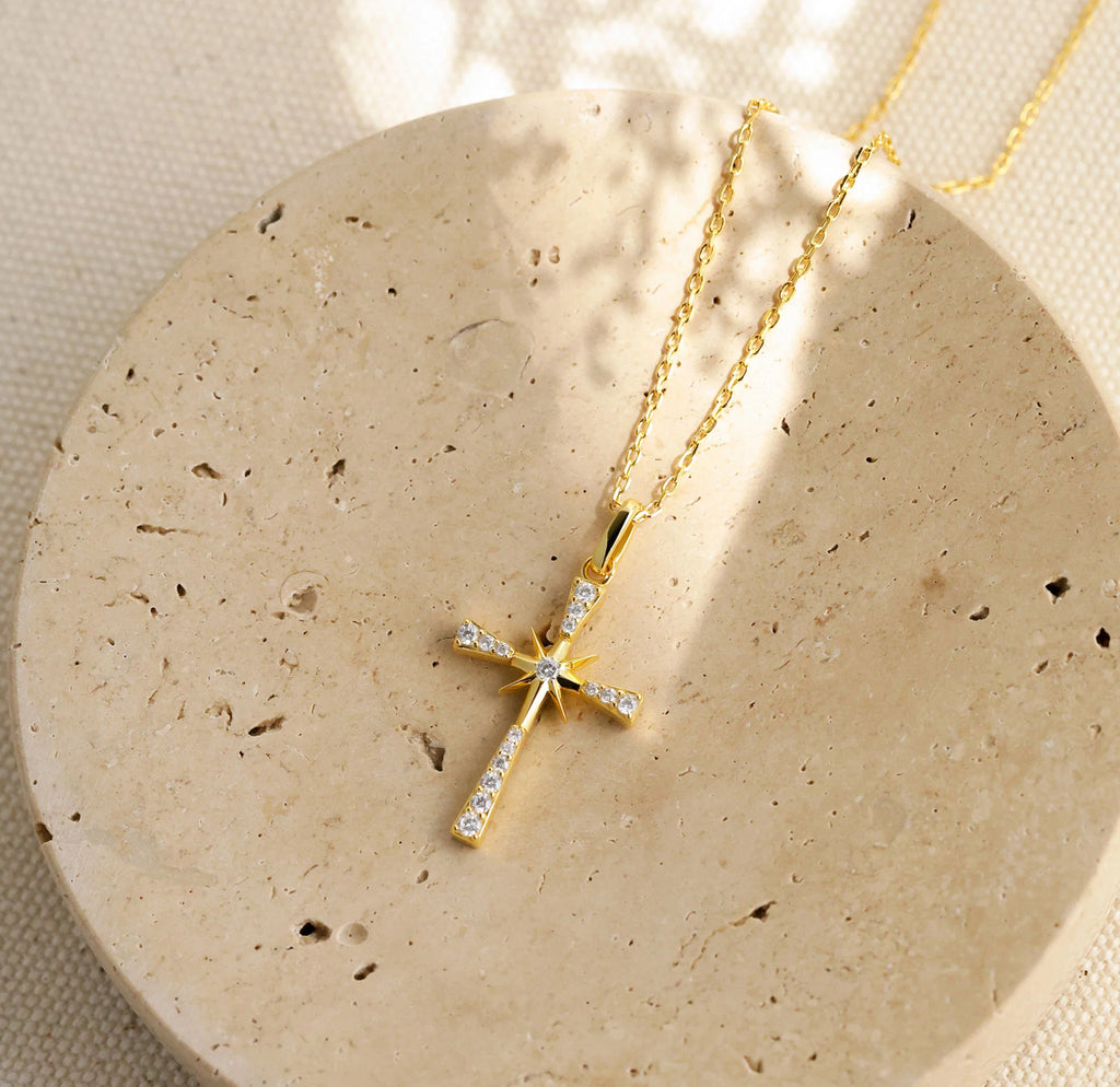 Guiding Star Cross Pendant Necklace|| Vanimy