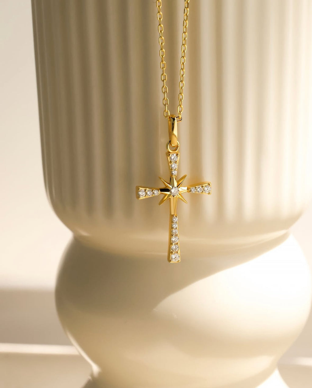 Guiding Star Cross Pendant Necklace|| Vanimy